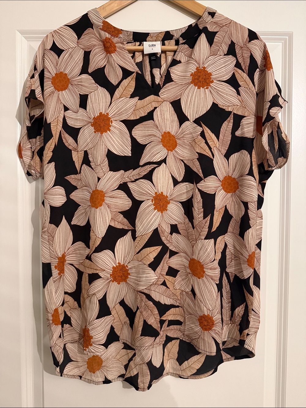 CAbi Floral Blouse Notched V Neck Top Dolman Sleeves Small S